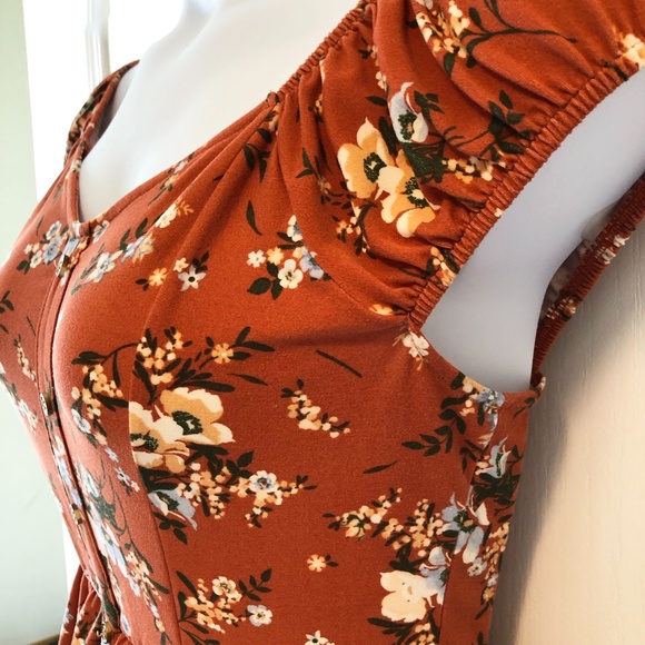 Fall Floral High Low Dress Size Large - Picture 7 of 13